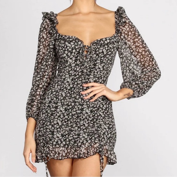 starlow Dresses & Skirts - Starlow Tied Dress